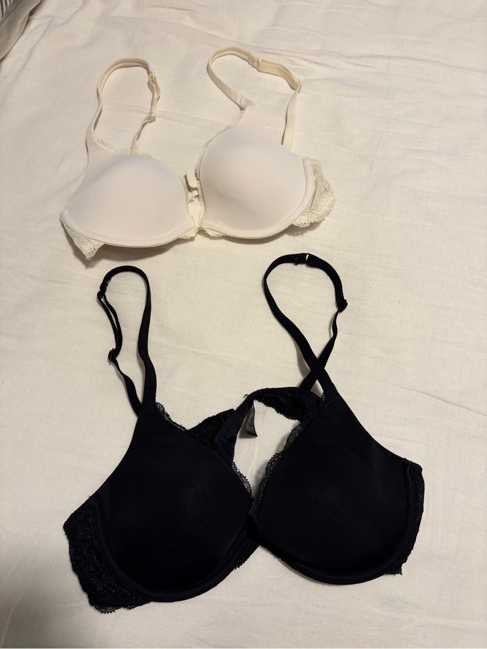 Marks & Spencer Smooth T-Shirt Bras - Black & Ivory